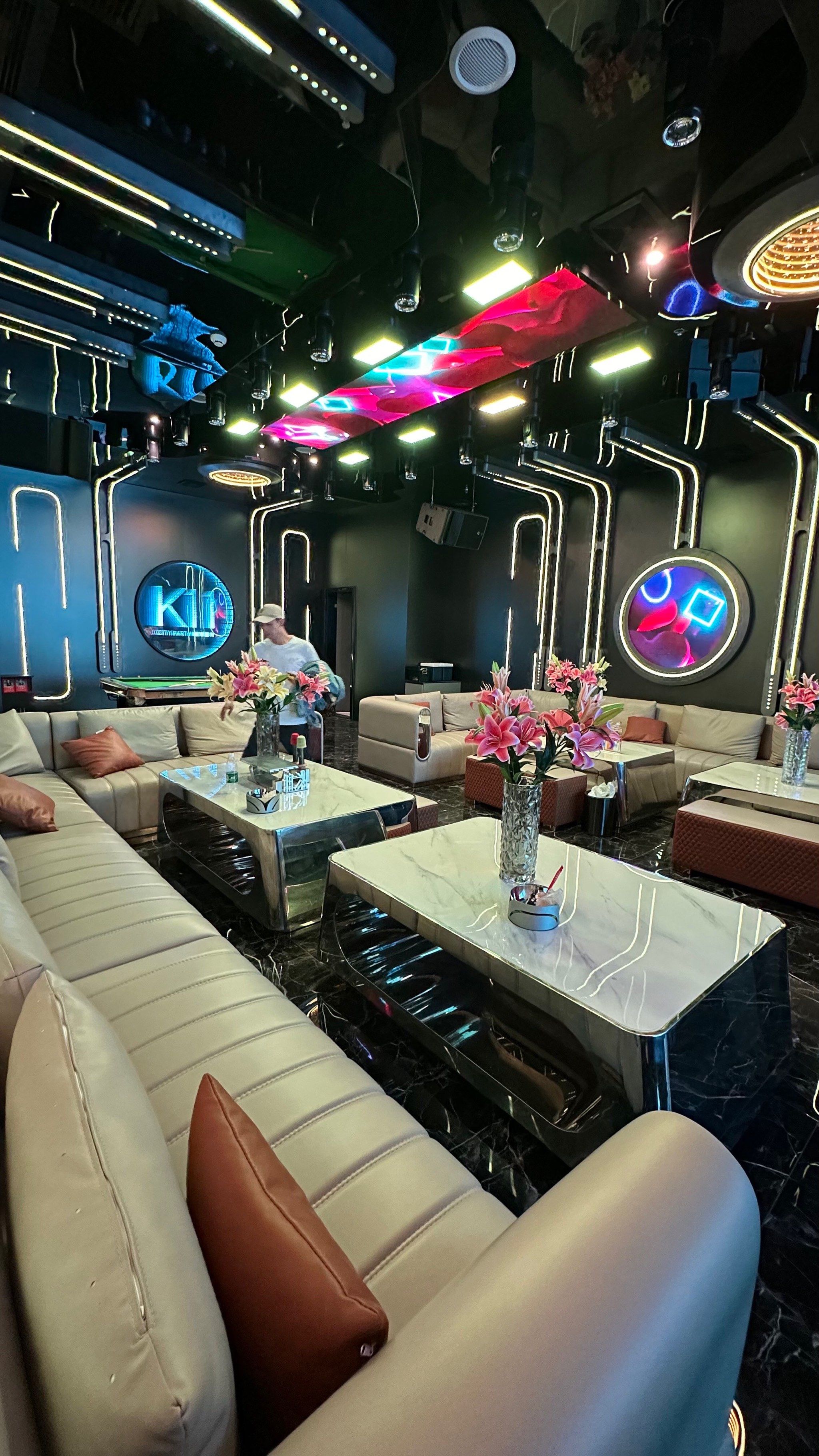 镇江商务KTV中低端区别-丹阳市ktv预订